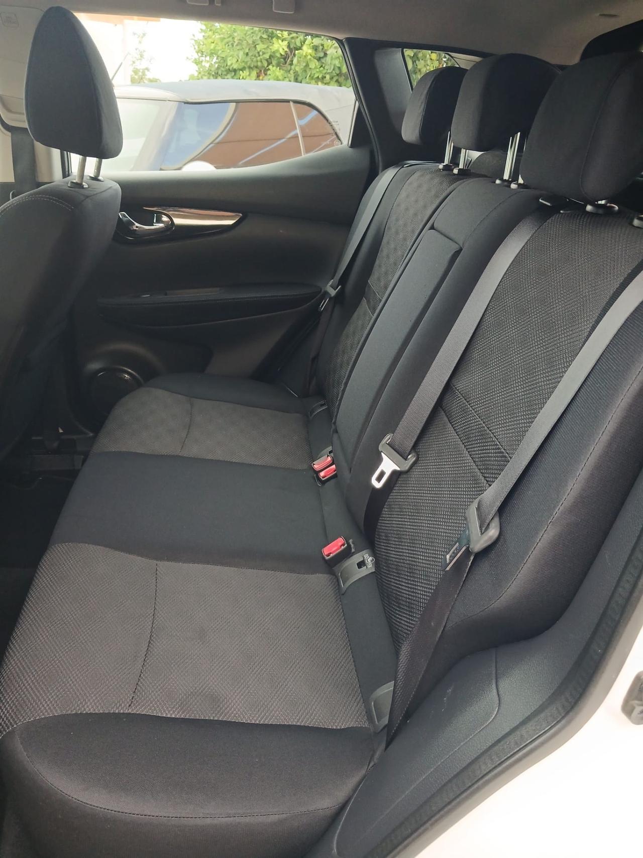 Nissan Qashqai 1.5 dCi