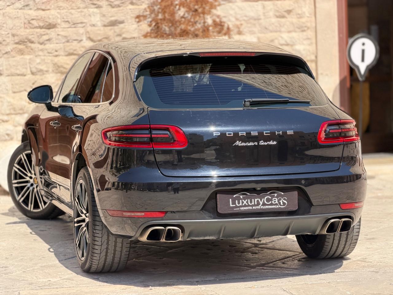 Porsche Macan TURBO 3.6 V6 400 CV PDK BOSE VENTILATI