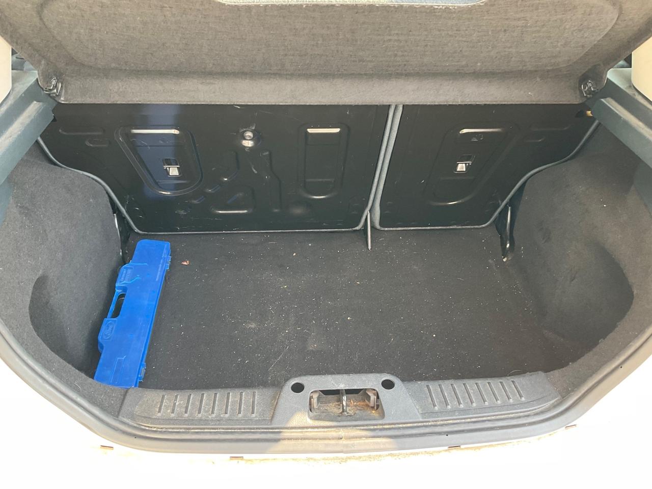 Ford Fiesta Fiesta+ 1.4 TDCi 68CV 5 porte