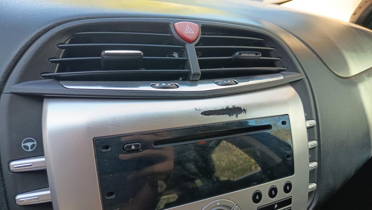 Lancia Delta 1.6 MJT DPF Oro 120cv in perfette condizioni