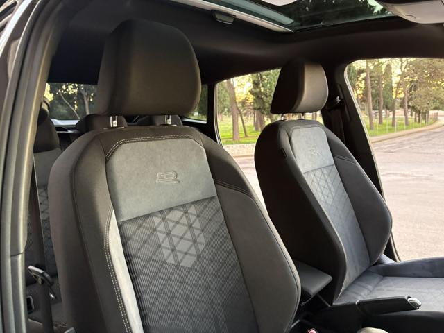 VOLKSWAGEN Taigo 1.0 TSI 110 CV DSG R-Line TETTO APR/PAN