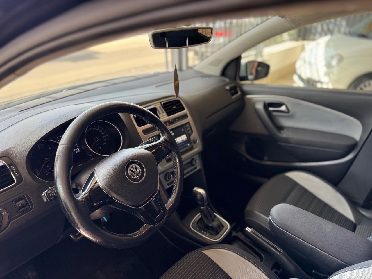 Volkswagen Polo Cross 1.4 TDI DSG BlueMotion Technology