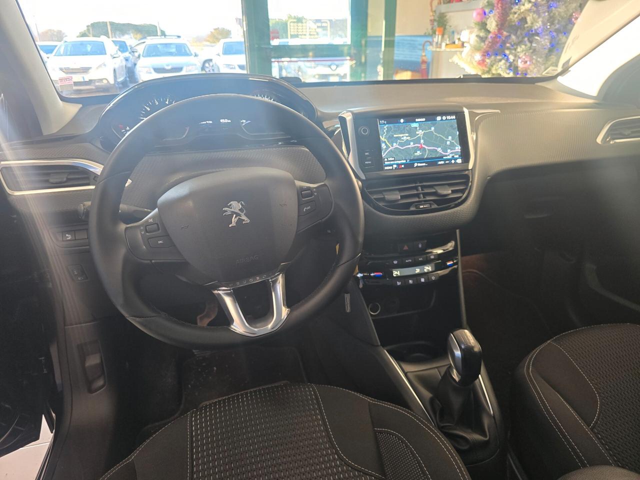 Peugeot 208 PureTech 82 5 porte Allure