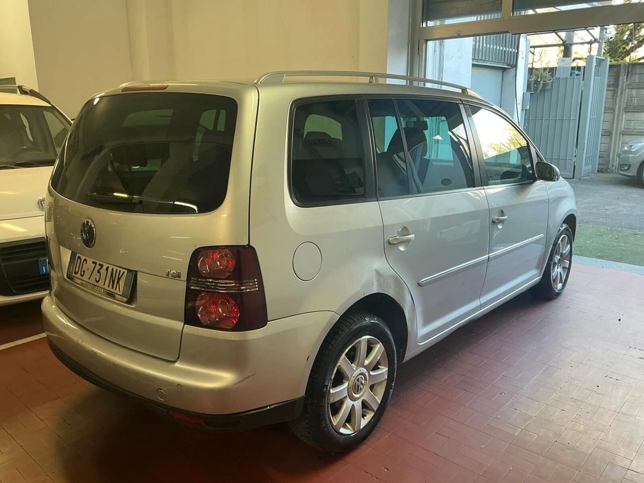 Volkswagen Touran 1.4 16V TSI Highline 7 Posti