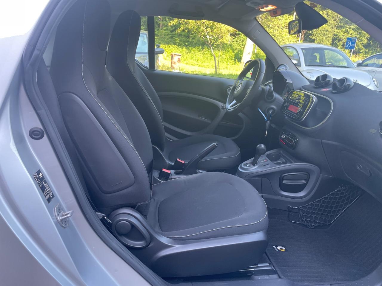 Smart ForTwo 90 0.9 Turbo *Automatik*Neopatentati*Solo 30000*