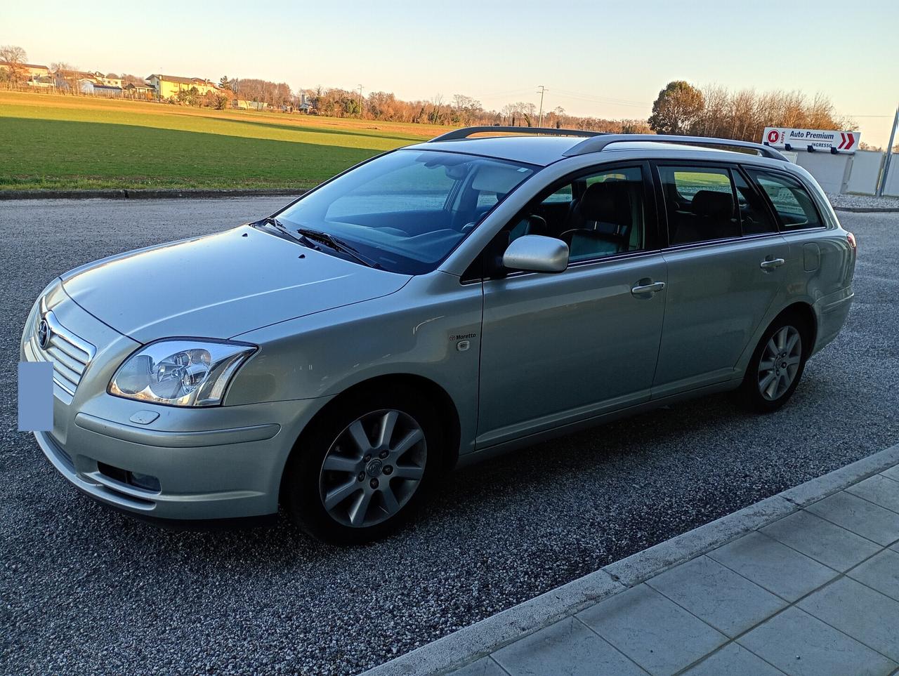 Toyota Avensis 2.2 D-4D 16V Station Wagon
