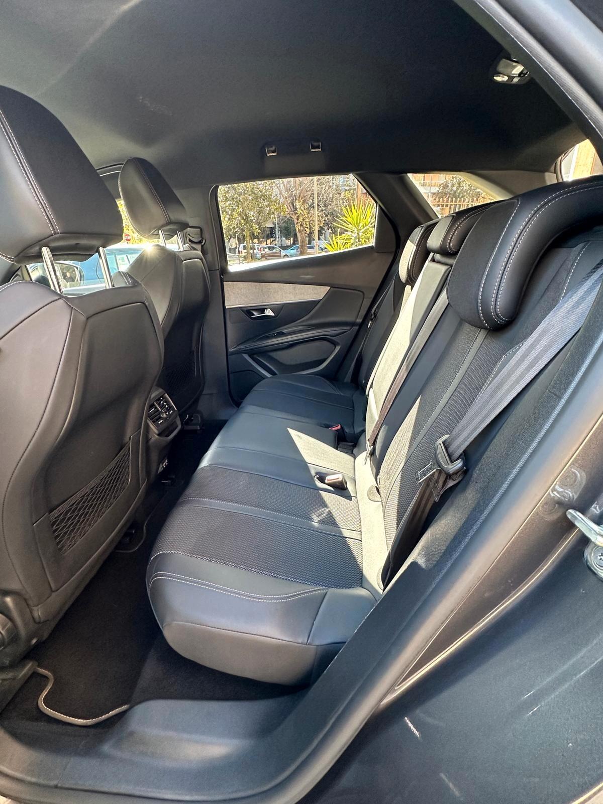 Peugeot 3008 BlueHDi 130 S&S EAT8 GT