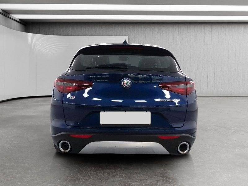 Alfa Romeo Stelvio 2.2 t Executive Q4 210cv auto my19