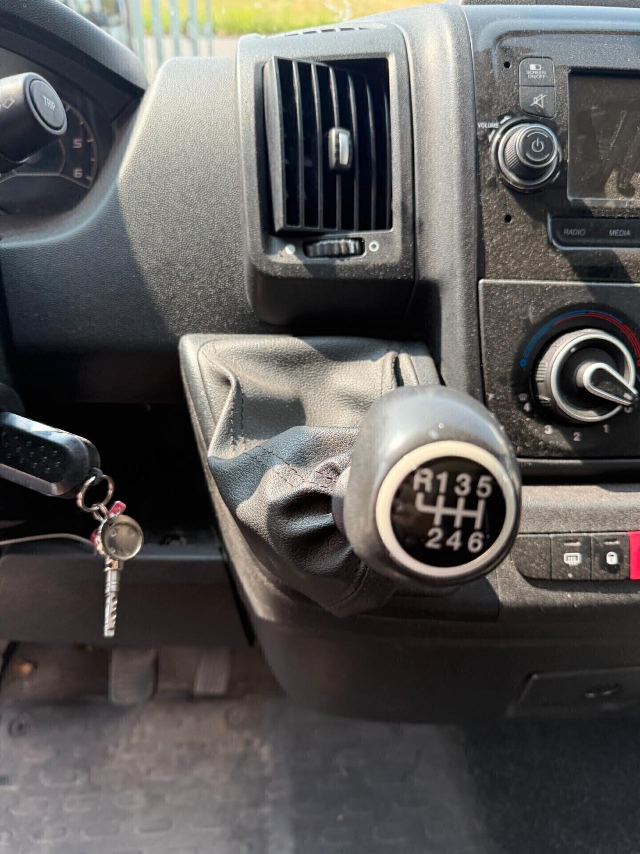 Peugeot Boxer 2.2/140 CV/100000 KM/2022