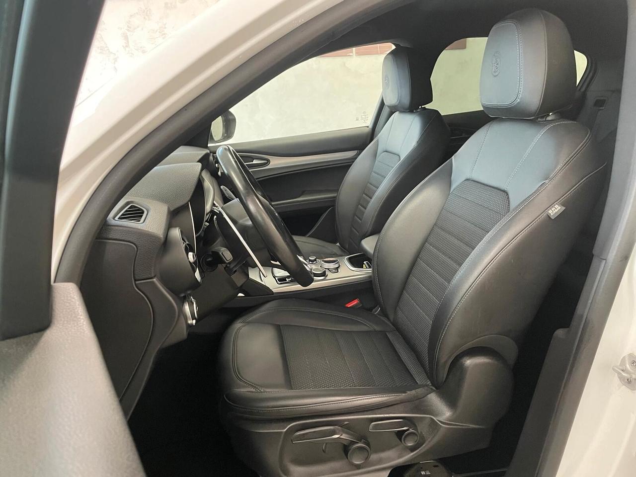 Alfa Romeo Stelvio 2.2 Turbodiesel 190 CV AT8 Q4 Sprint