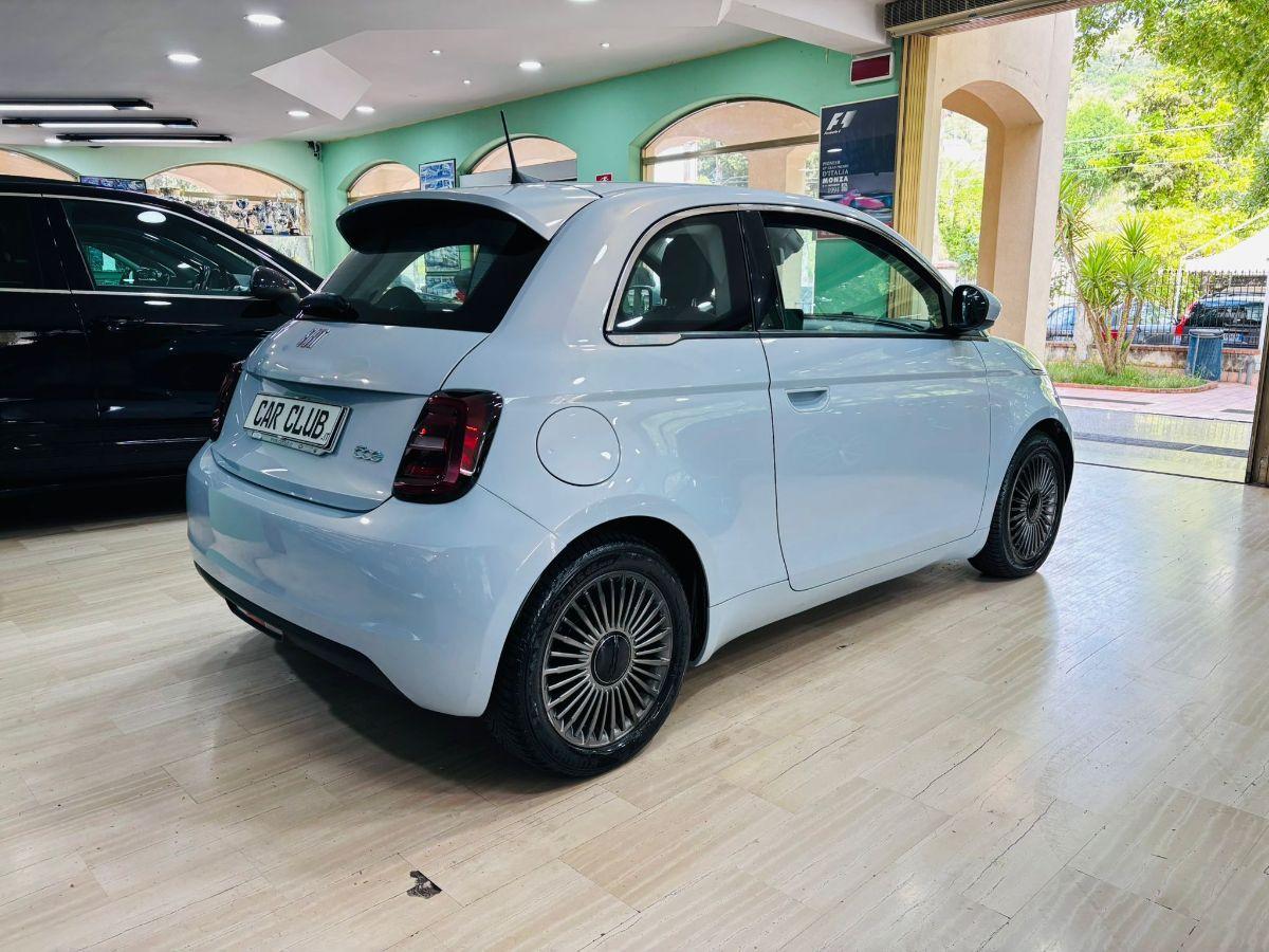 Fiat 500 E 100% elettrica La Prima My'21