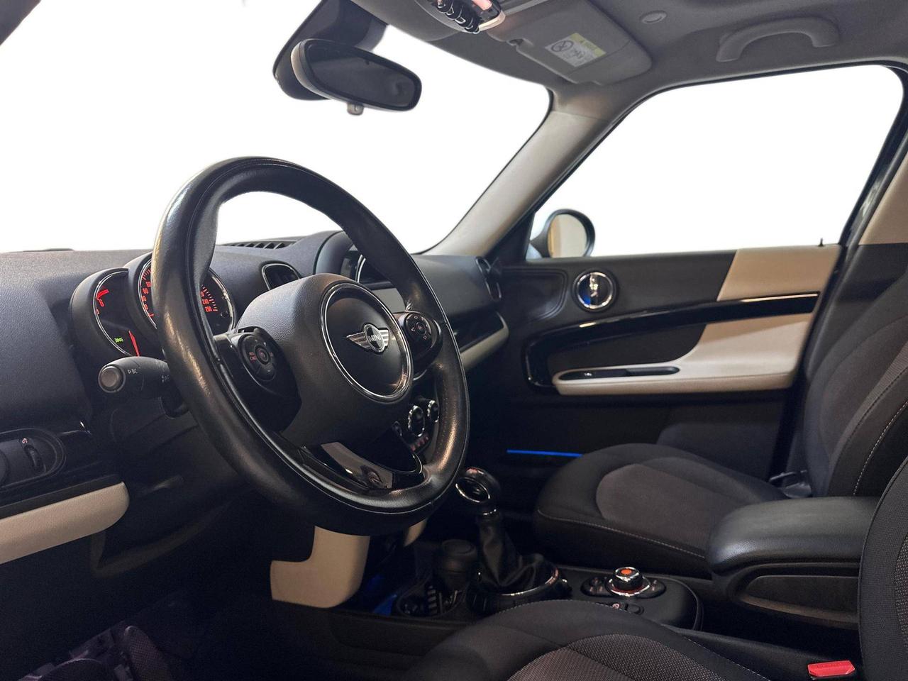 MINI Countryman Cooper D Hype