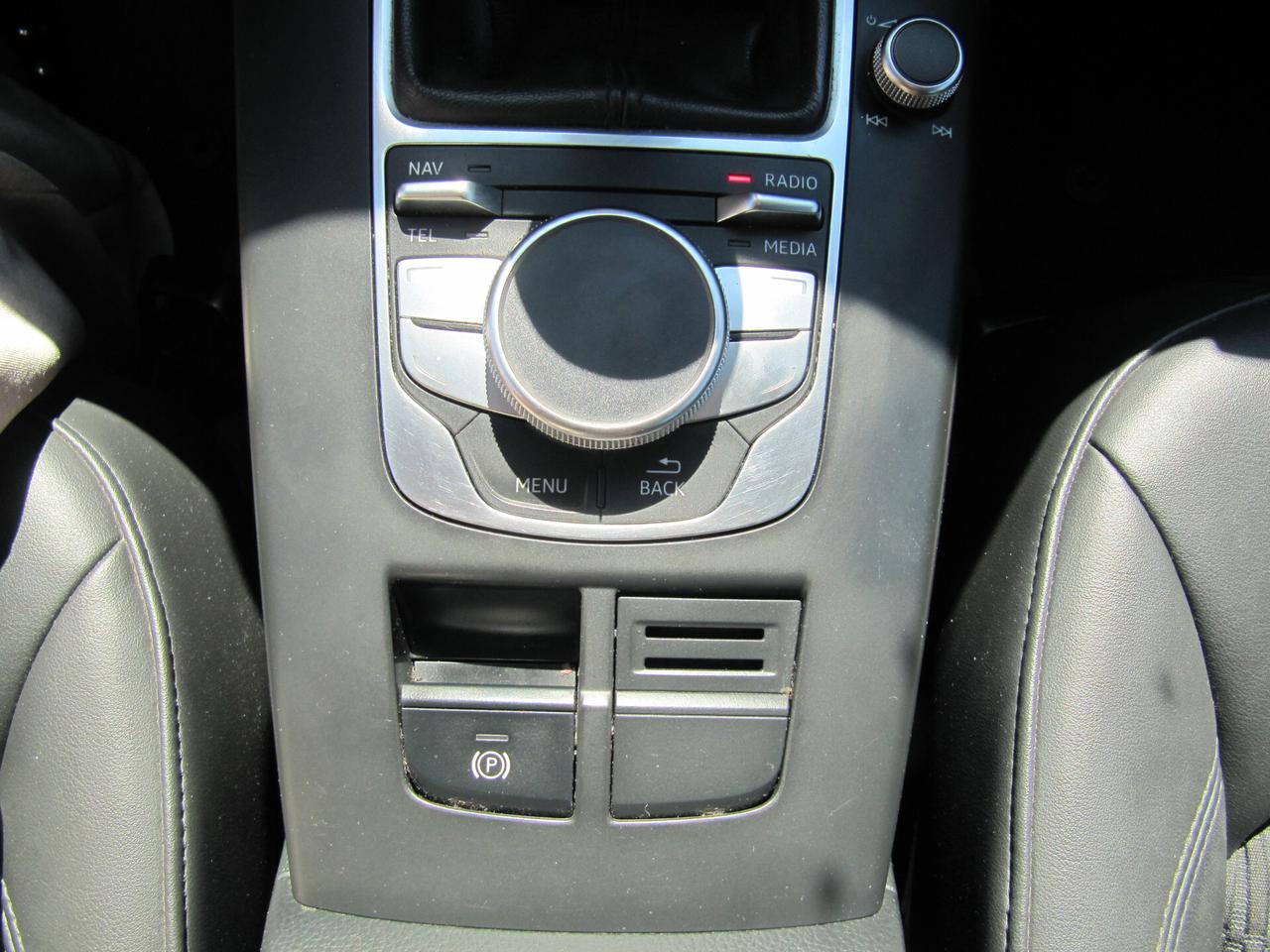 Audi A3 SPB 1.6 TDI clean diesel Ambition