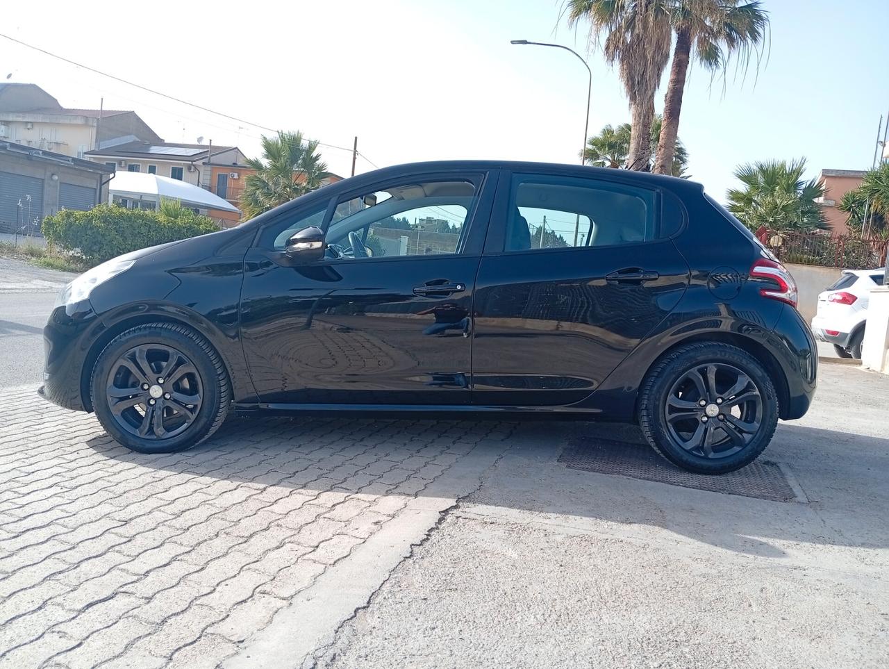 Peugeot 208 PureTech 82 5 porte Active