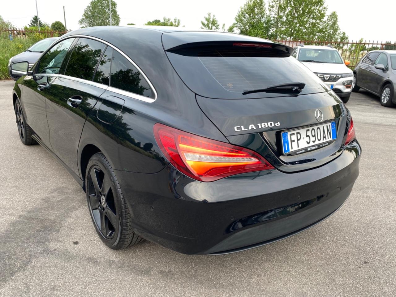 Mercedes CLA 180 d S.W. Automatic Sport GARANTITA