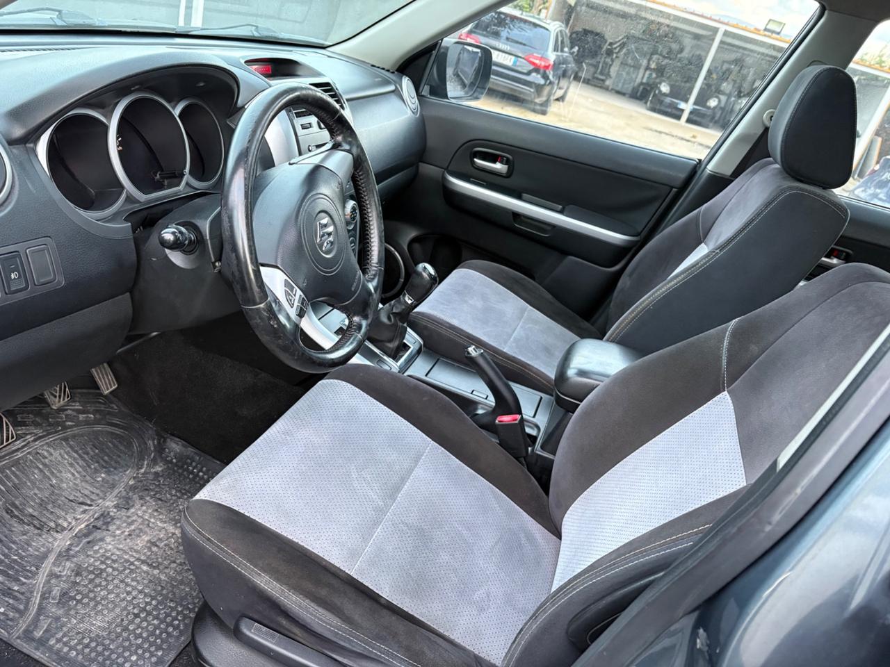 Suzuki Grand Vitara 1.9 DDiS 5 porte