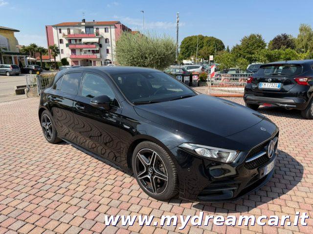 MERCEDES-BENZ A 180 d Automatic Premium Night Edition LUCI AMBIENTE