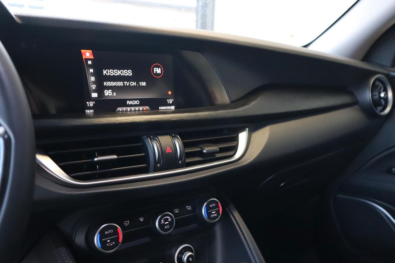 Alfa Romeo Stelvio 2.2 Turbodiesel 160 CV AT8 RWD Business