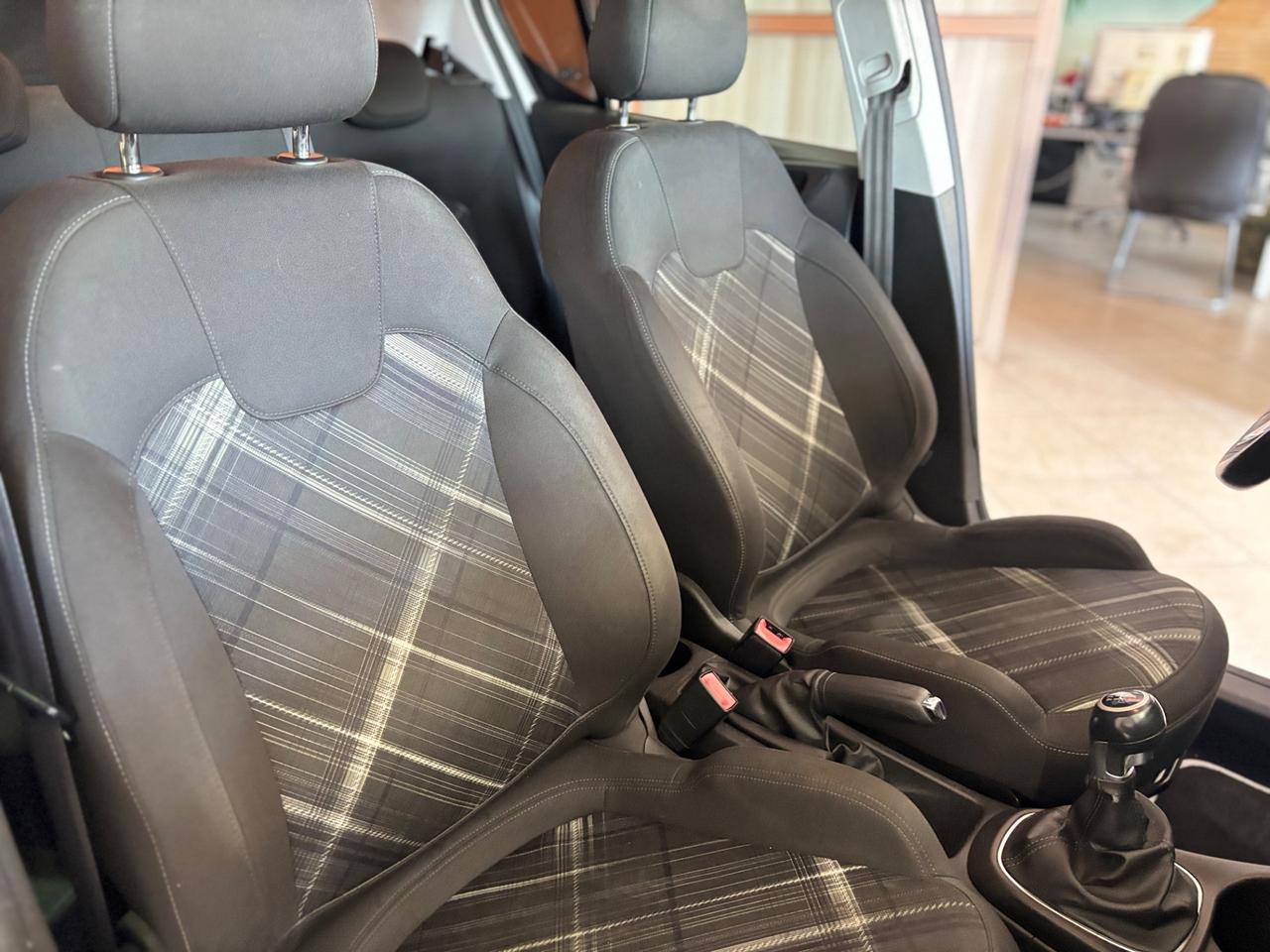 Opel Corsa 1.4 90CV GPL Tech 5 porte b-Color