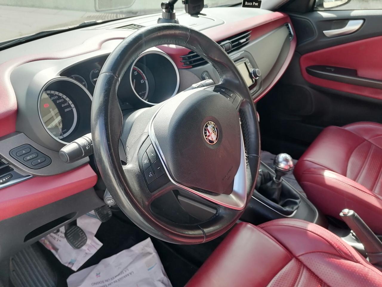 Alfa Romeo Giulietta 1.6 JTDm-2 105 CV Exclusive