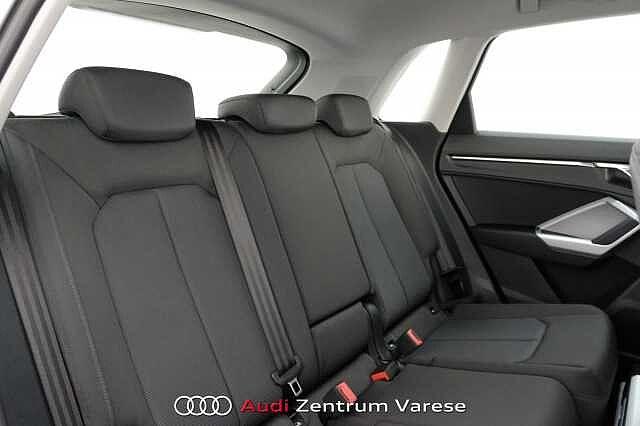 Audi Q3 45 TFSI-E 245CV Stronic Business