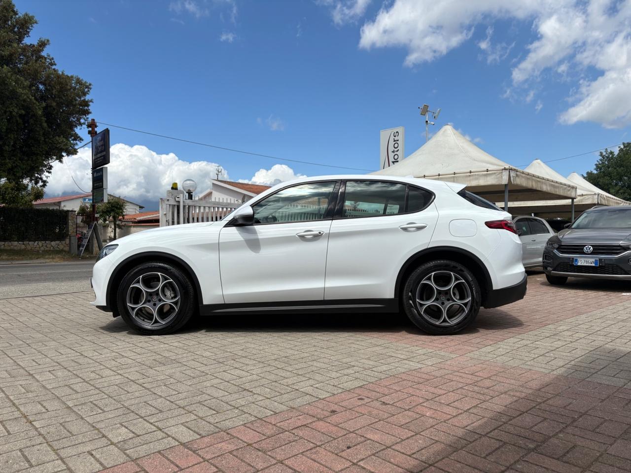 Alfa Romeo Stelvio 2.2 Turbodiesel 180 CV AT8 RWD Business