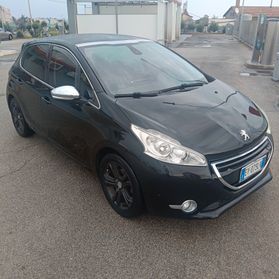 Peugeot 208 1.4 HDi 68 CV 3 porte Allure
