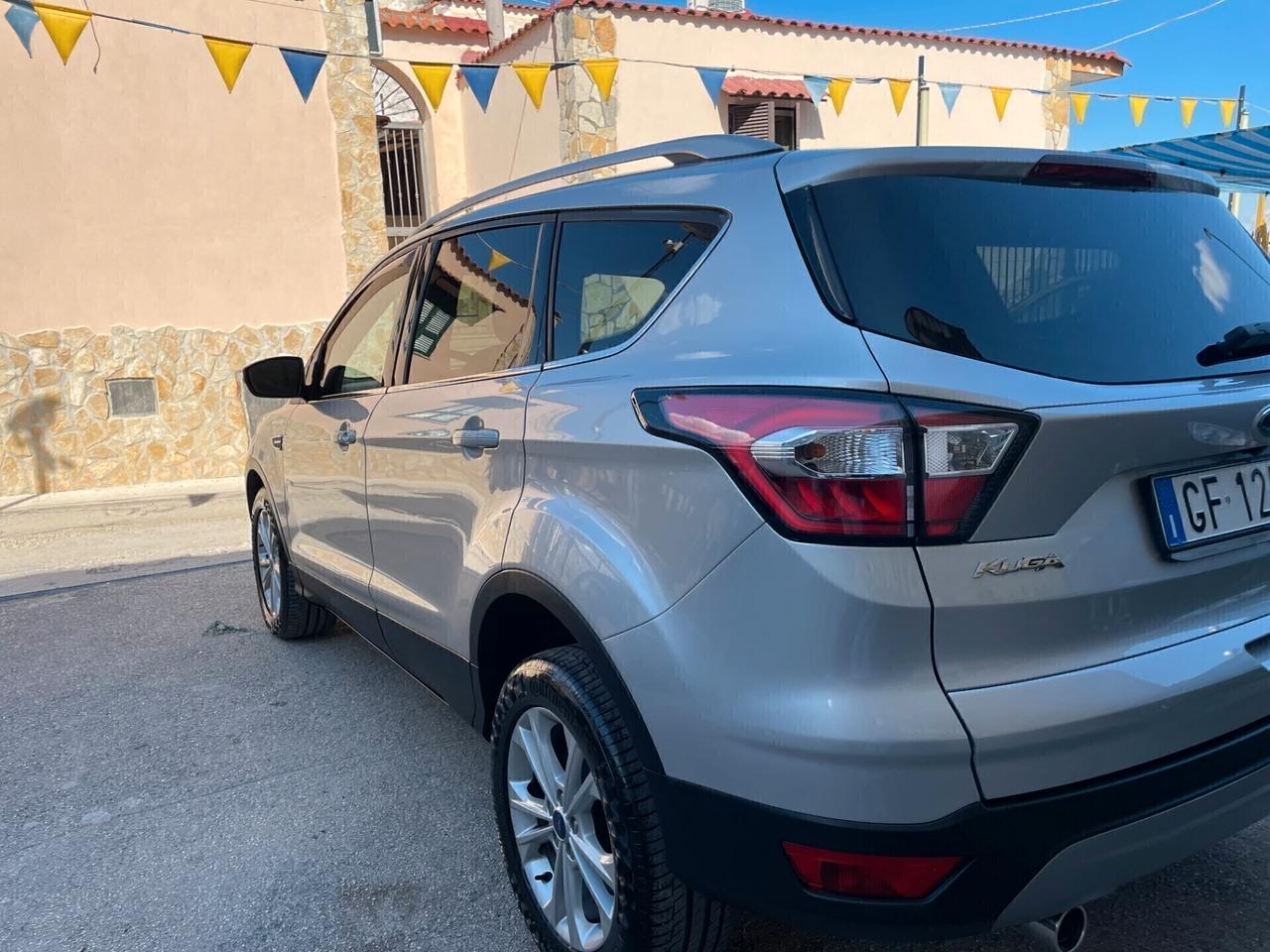 Ford Kuga 1.5 TDCI 120 CV S&S 2WD Titanium