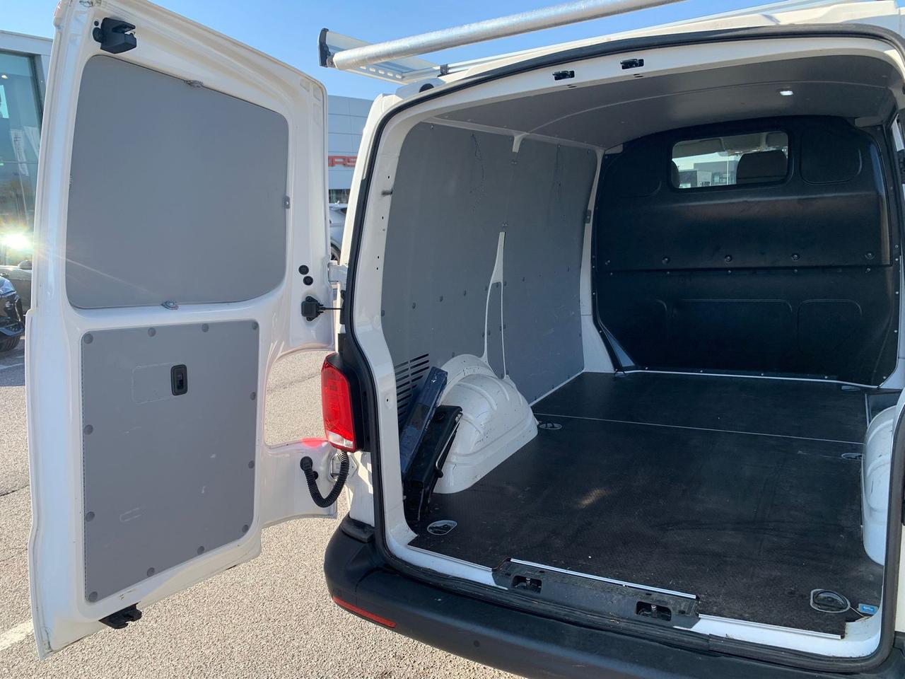 Volkswagen T6.1 Transporter t6.1 28 2.0 tdi 110cv business p.c.