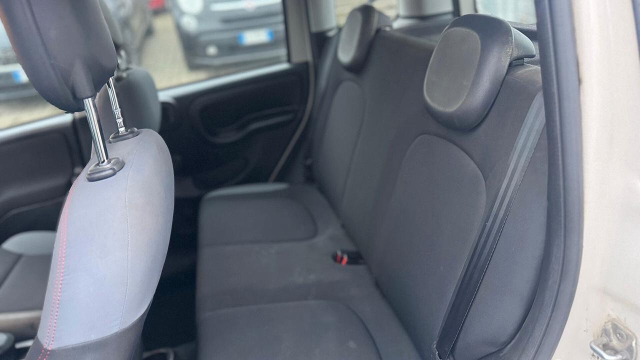 Fiat Panda 0.9 B/METANO 2017 NEOP.