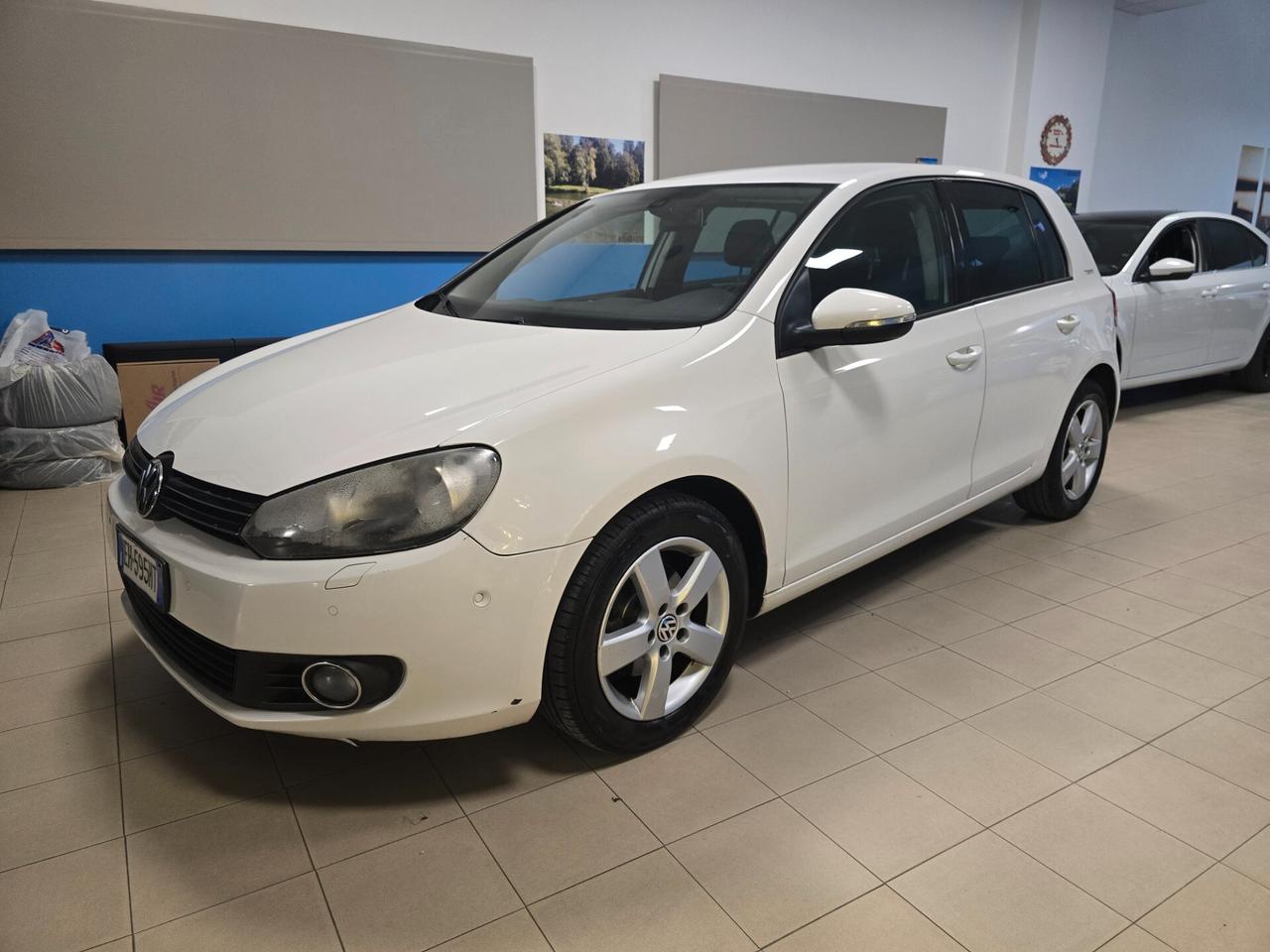 Volkswagen Golf 1.6 TDI DPF DSG 5p. Highline