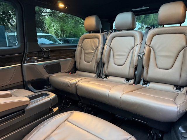 MERCEDES-BENZ V 300 D PREMIUM 4 MATIC 239CV 7 POSTI TETTO PANORAMA