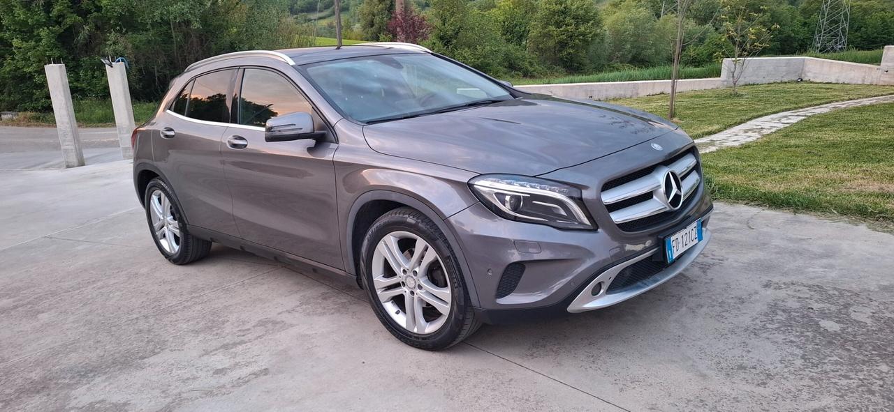 Mercedes-benz GLA 200 d Automatic Business