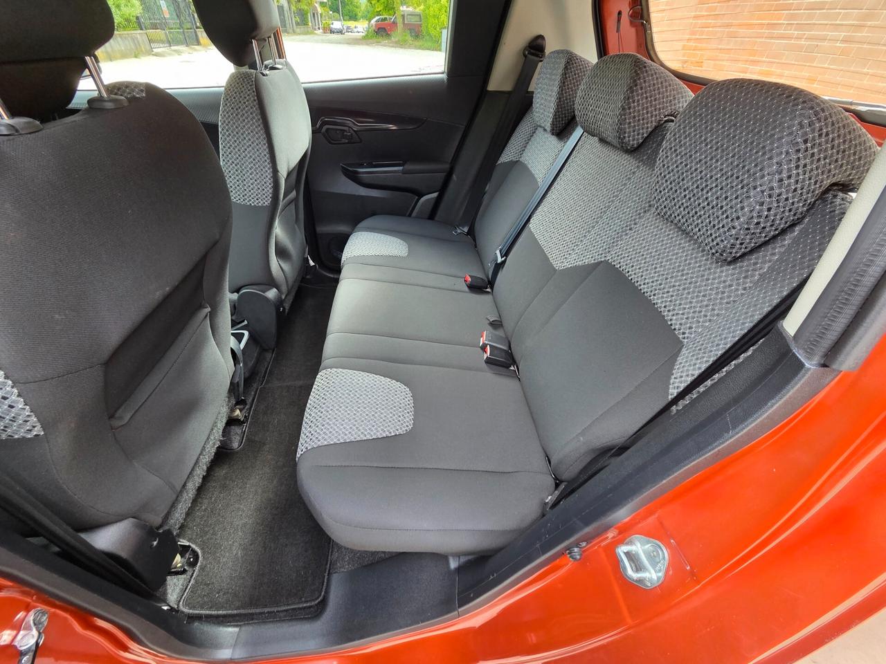 Mahindra KUV100 1.2 VVT 83cv M-Bifuel GPL K8