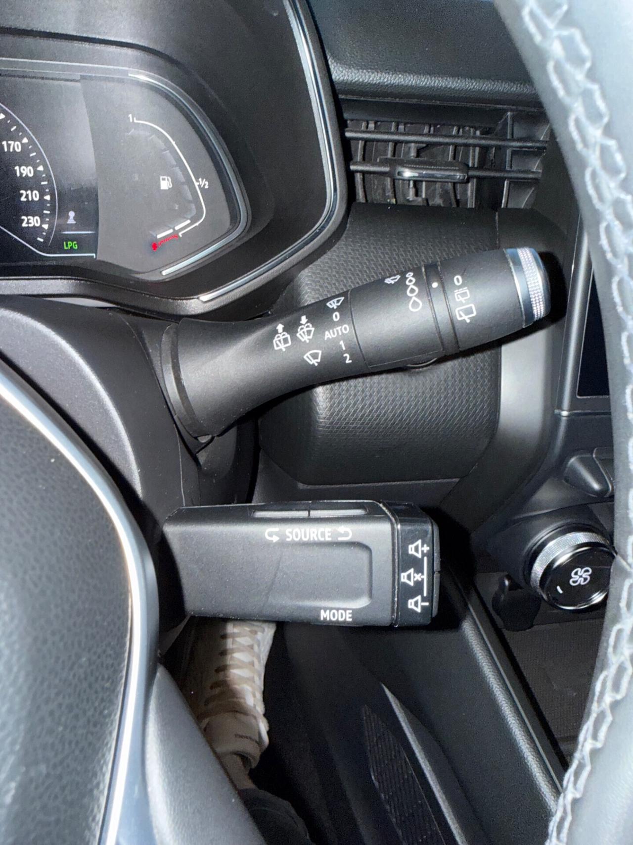 Renault Clio GPL 2021 uni proprietario 57000 km