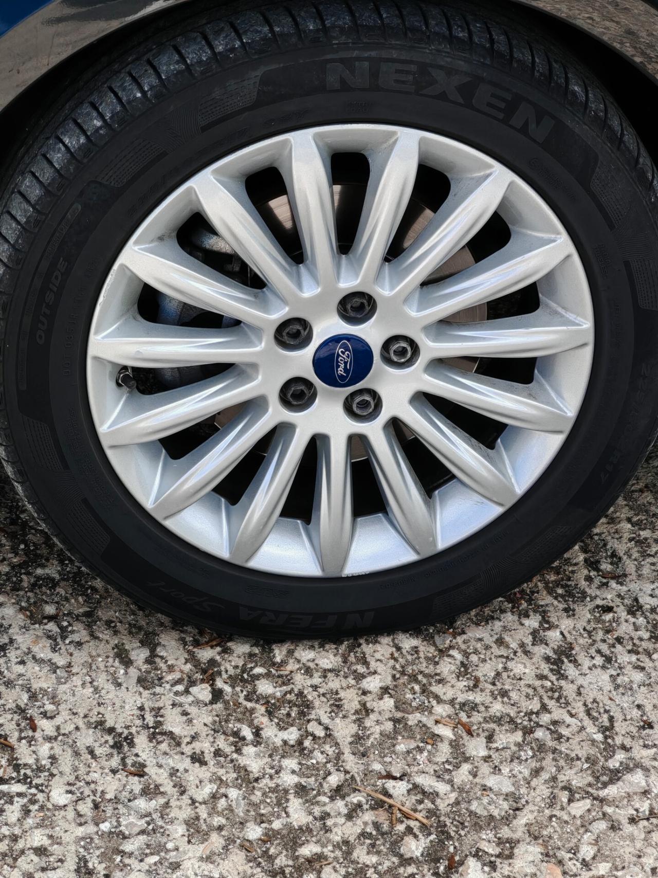 Ford S-Max 2.0 TDCi 140CV Powershift 7 posti Business Nav