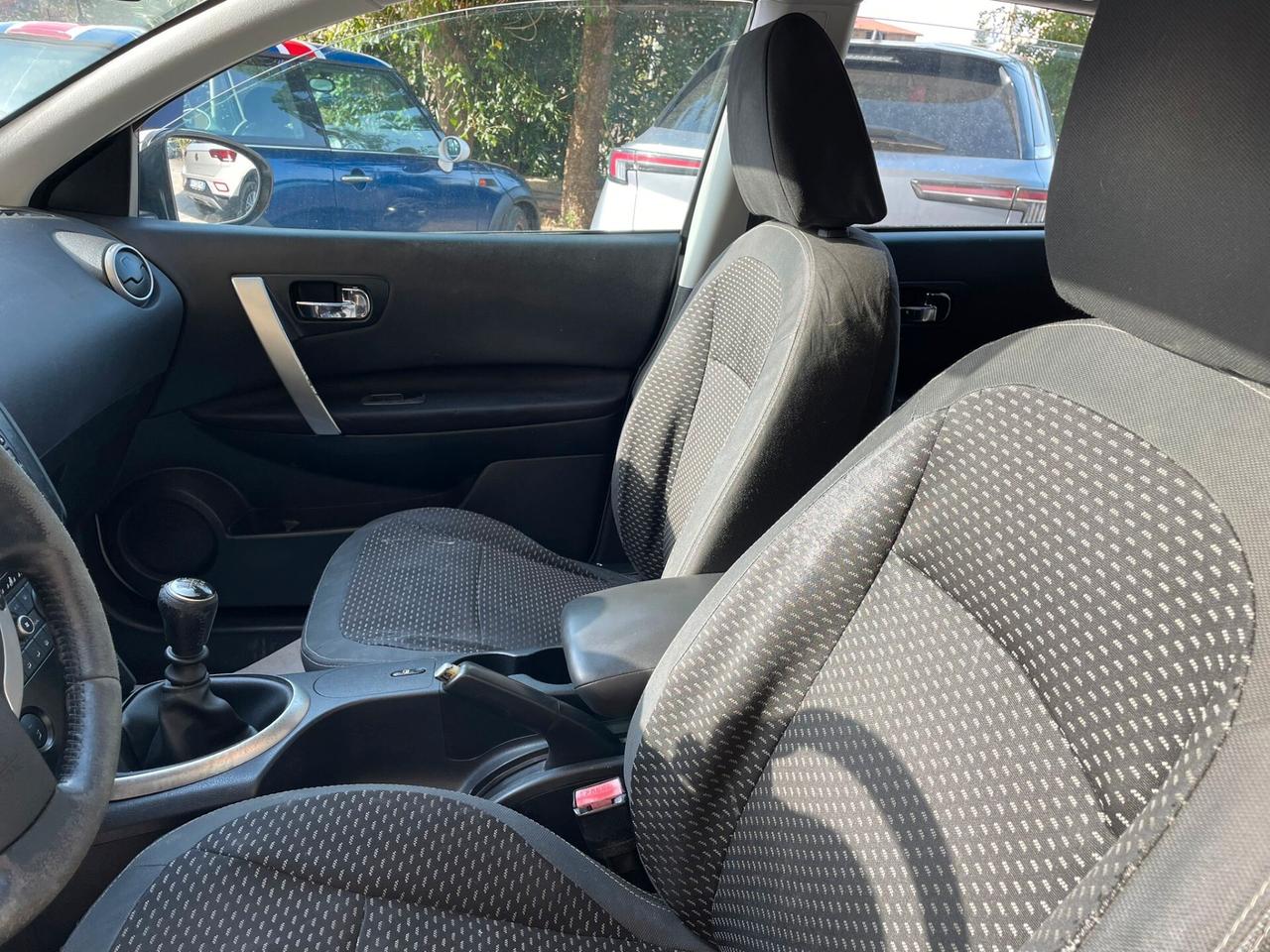 Nissan Qashqai 2.0 dCi DPF Tekna