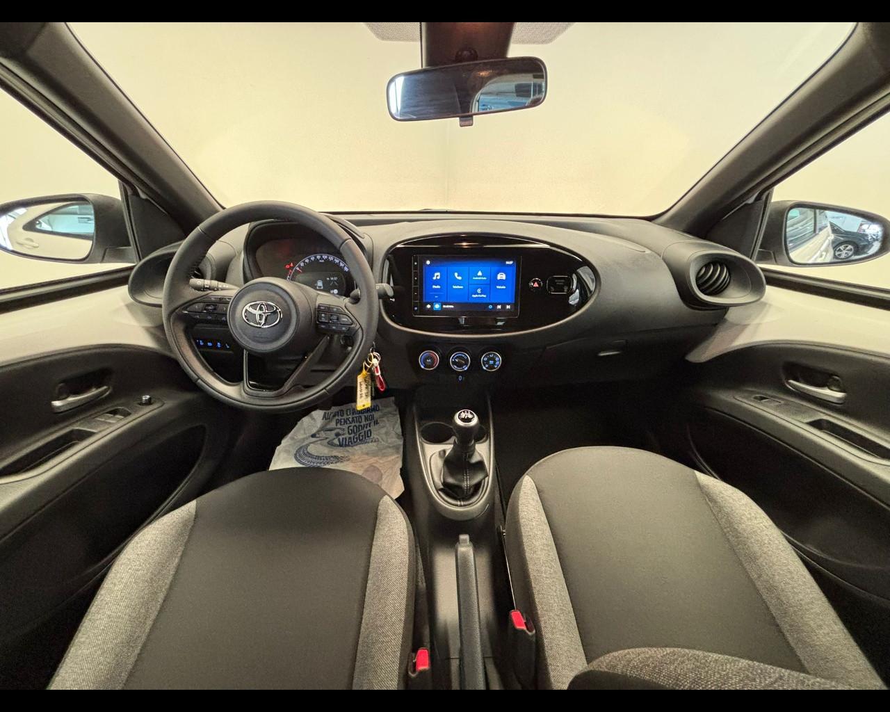 TOYOTA Aygo X - Aygo X 1.0 Active 72cv