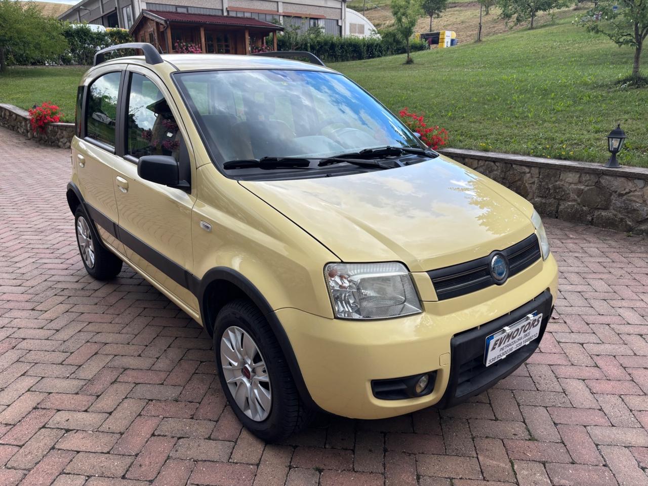 Fiat Panda 1.2 4x4 Climbing OK NEOPATENTATI