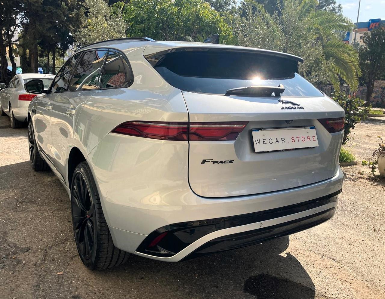 Jaguar F-Pace 2.0 250 CV AWD aut. R-Dynamic Black