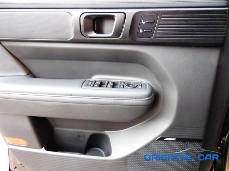 Hyundai Santa Fe Santa Fe 1.6 T-GDi HEV 4WD AT 7 posti XClass + CALIGRAPYH PACK+ TETTO PANORAMICO ANNUNCIO VERO E RE