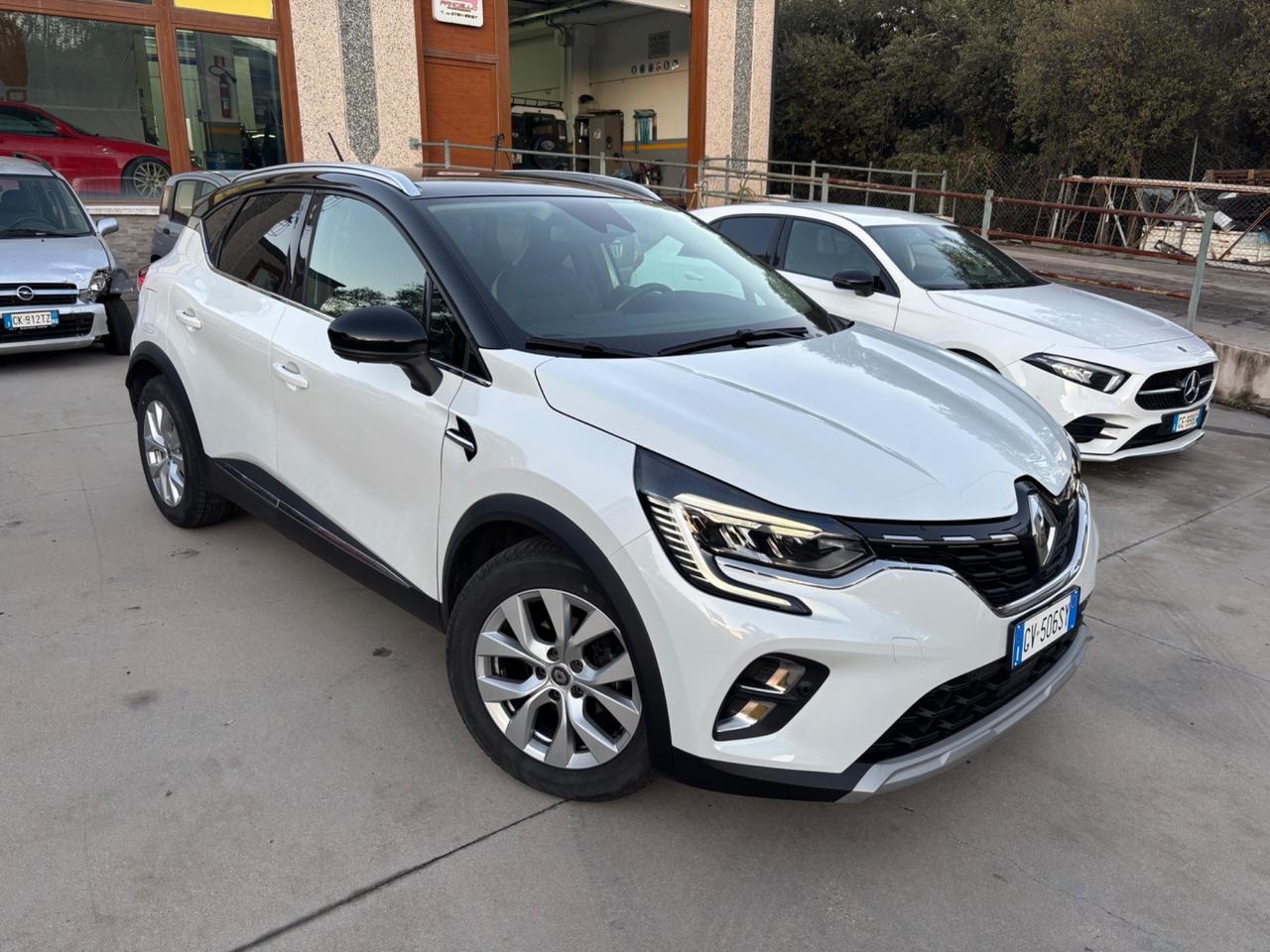 Renault Captur Blue dCi 115 CV EDC Initiale Paris (85 kw)