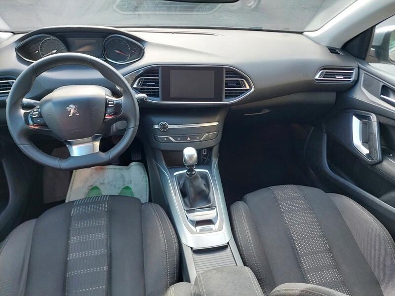 Peugeot 308 BlueHDi 120 S&S Allure