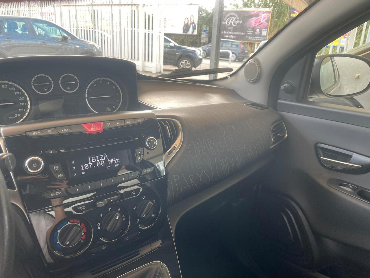 Lancia Ypsilon 1.2 69 CV 5 porte GPL Ecochic