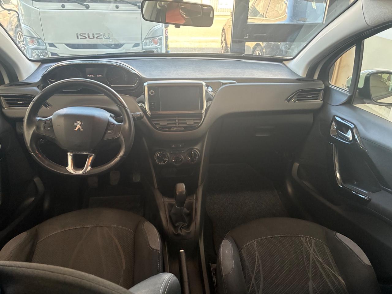 Peugeot 208 1.4 HDi 68 CV 5 porte Allure