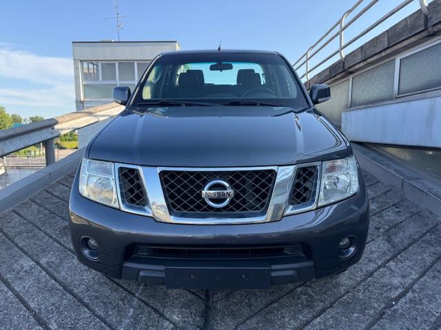 Nissan Navara 2.5 dCi 190CV Double Cab Manuale