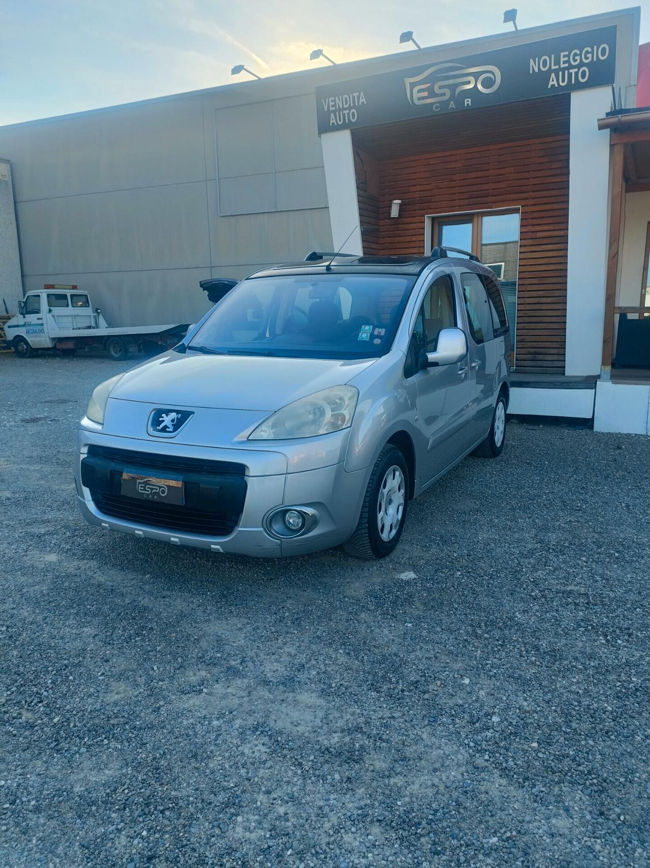 Peugeot Partner Tepee 1.6 HDi 115CV Outdoor