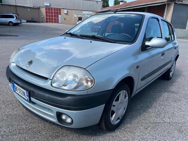 RENAULT Clio 1.2 neopatentati 86,250km Pronta per Consegna