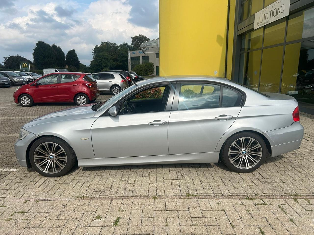 Bmw 320i cat Futura