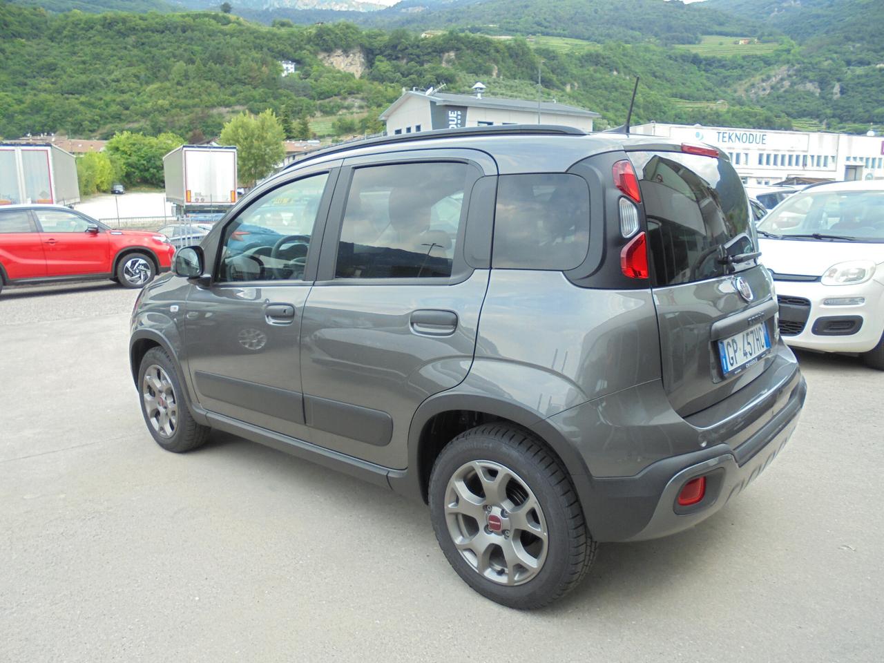 Fiat Panda Pandina 1.0 FireFly 65 CV Hybrid Cross